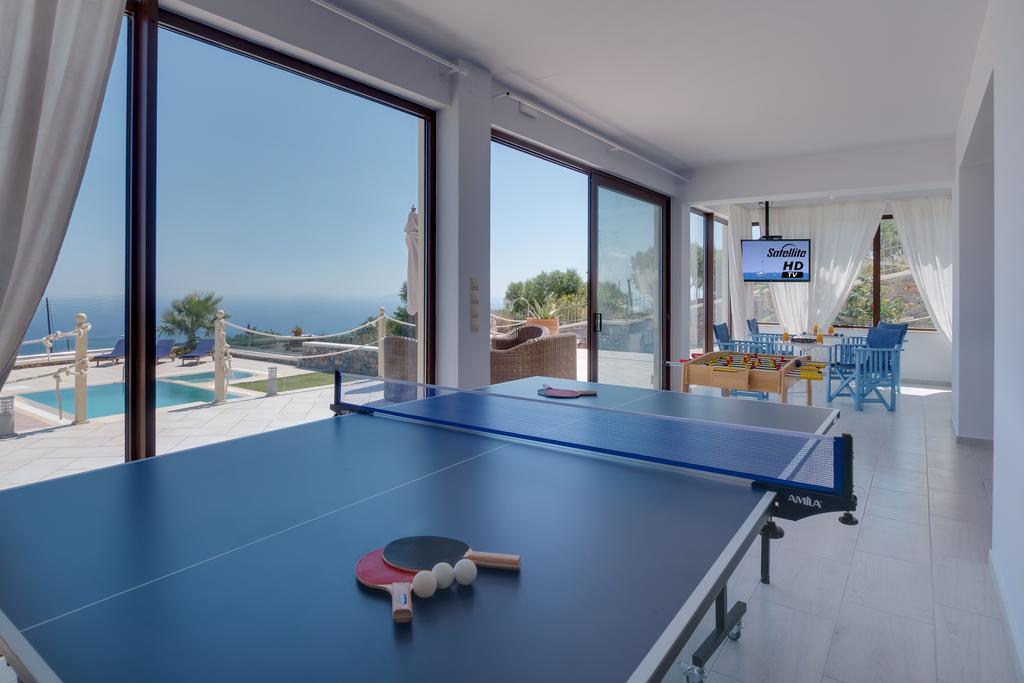 Sea Views At Villa Anemomylos With Heated Pool, Ping Pong And Tennis Agia Pelagia  Extérieur photo